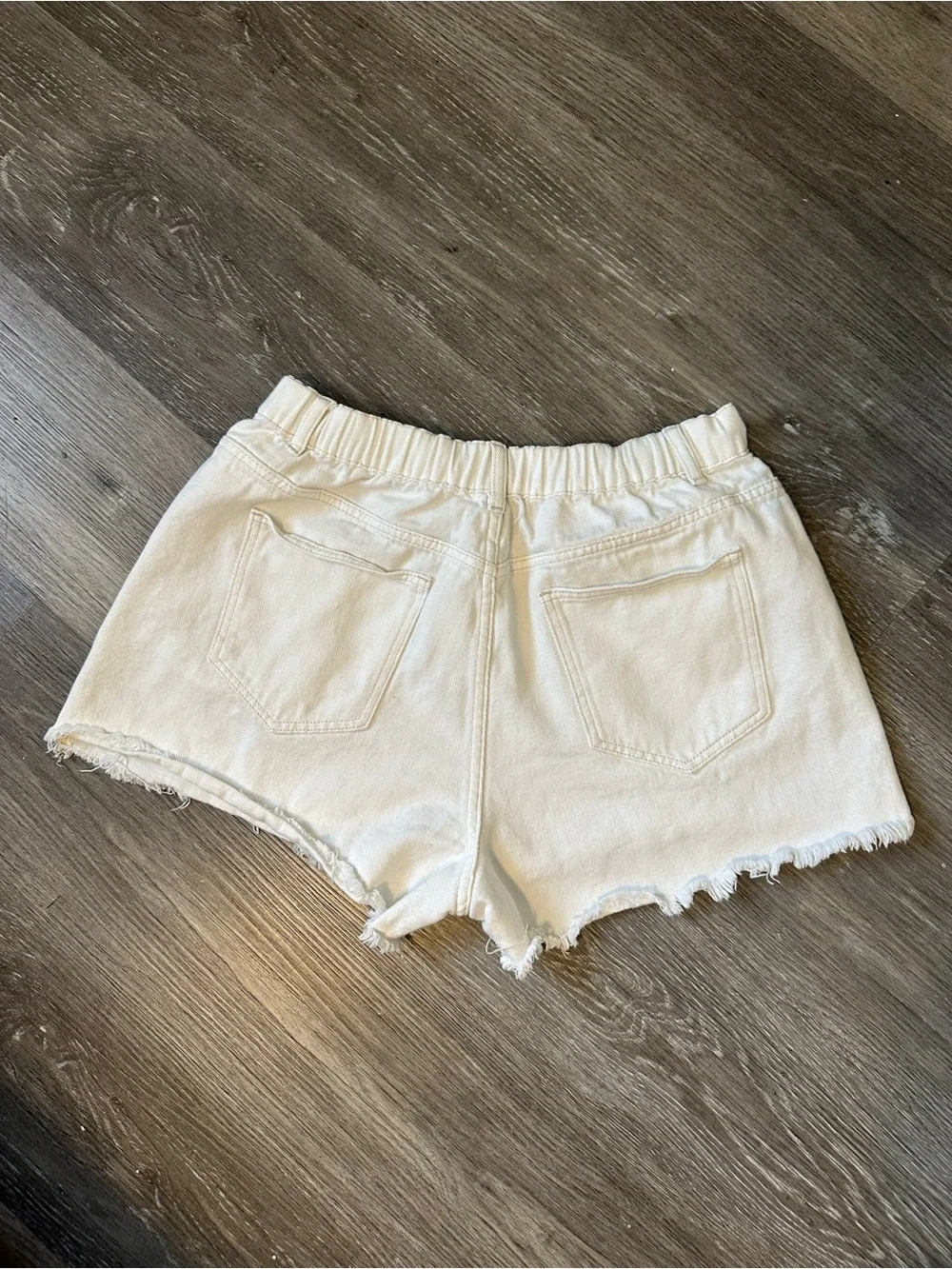 SHEIN Cream Frayed Hem Denim Shorts